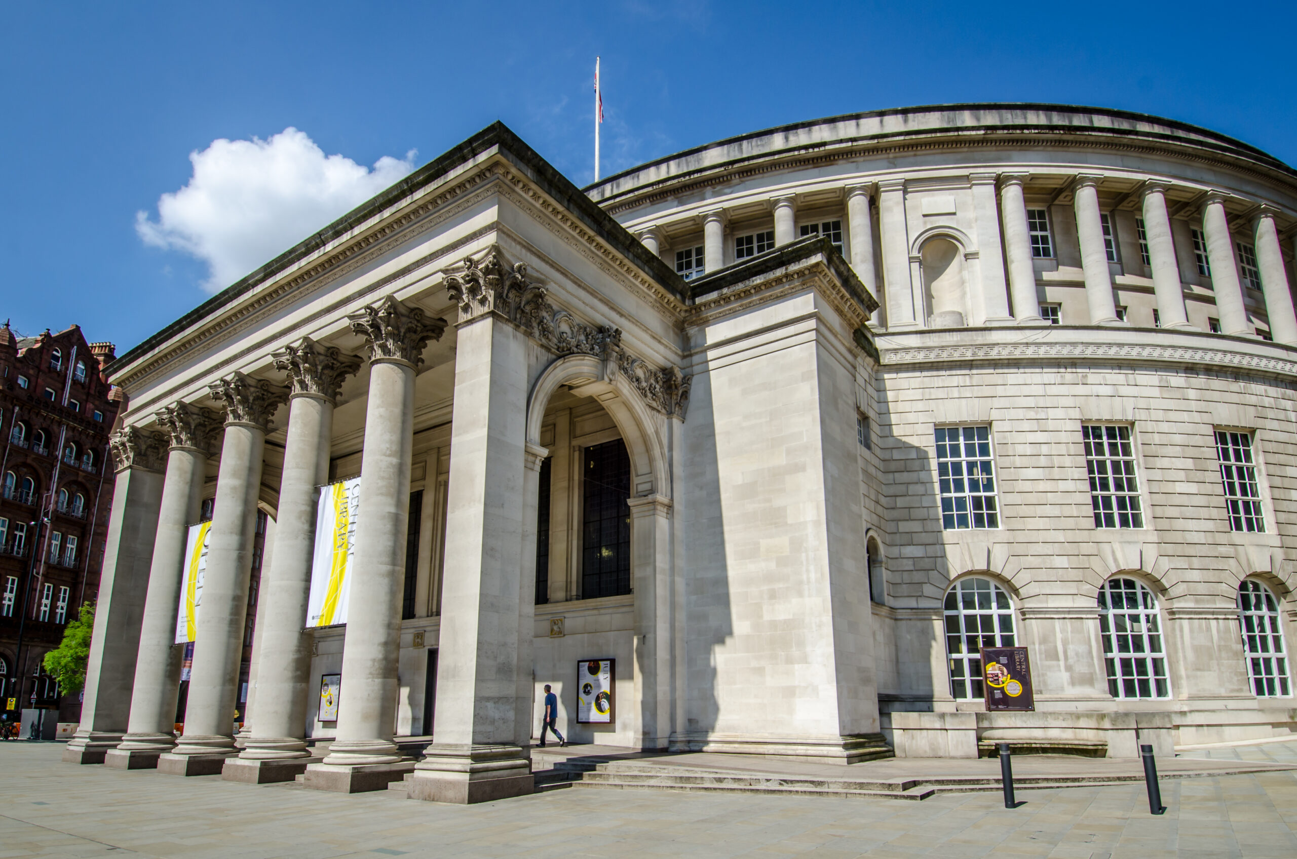 Manchester Central Library to unveil a range of new digital & VR
